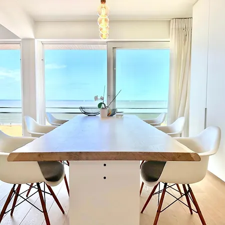 شقة 55 - Spacious Luxury With Le Zoute Sea View *